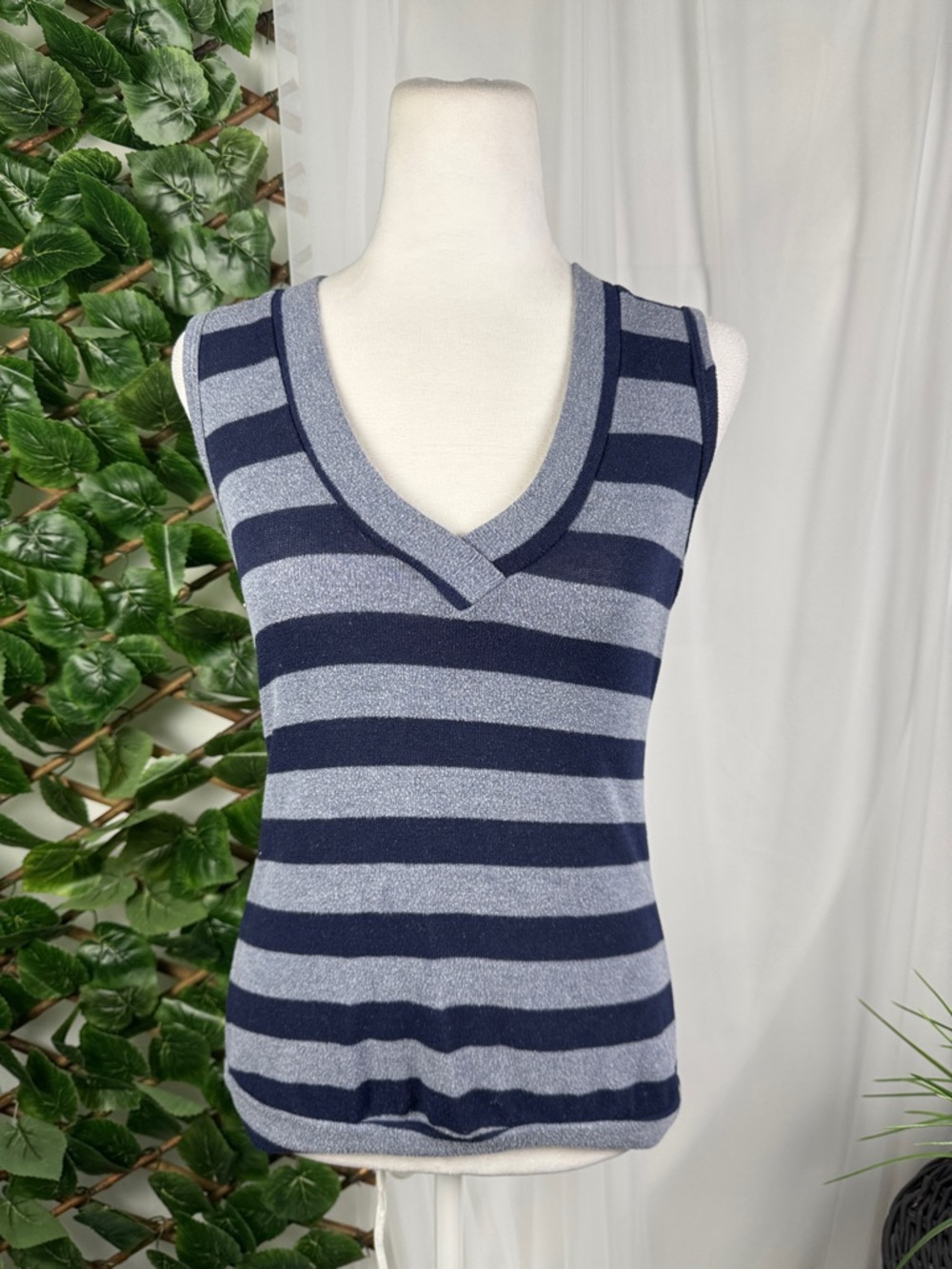 Sleeveless V-Neck Striped Tank Top in Navy and Light Blue